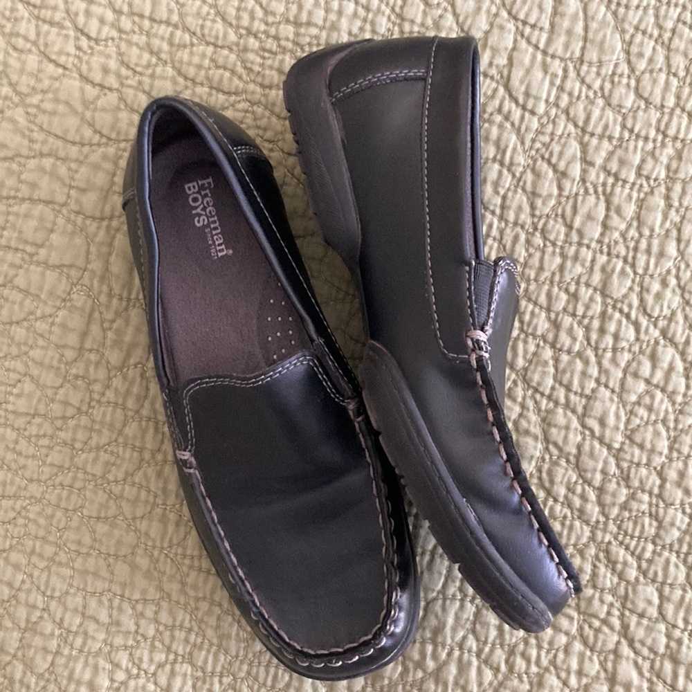 Big Boys Black Dress Shoe size 5